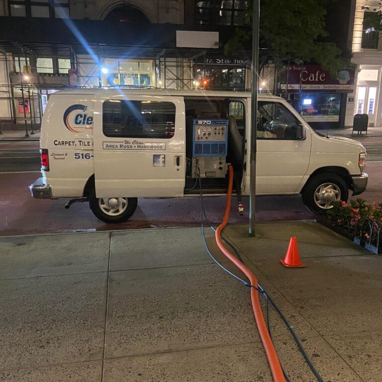 carpet cleaning in Acworth GA at night